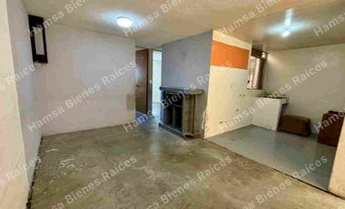 Depto. primer nivel, 2 recámaras y alcoba, Lomas de Coacalco