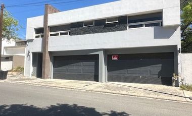 VENTA CASA CON ASCENSOR en DEL PASEO RESIDENCIAL