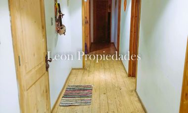 Leon Propiedades vende parcela con casa en La Aurora, Curacavi