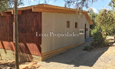 Leon Propiedades vende parcela con casa en La Aurora, Curacavi