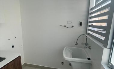 Alquiler De Departamento De Estreno En Santiago De Surco