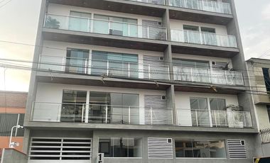Alquiler De Departamento De Estreno En Santiago De Surco