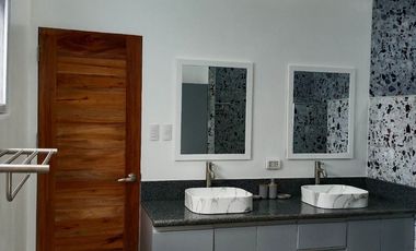 - NOT AVAILABLE -   SEA VIEW LUXURY RENTAL MODERN HOME IN ZAMBOANGUITA