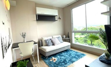 Condo for sale near Rajabhat University / near Lotus / near Lanna Hospital One Plus Condo Kamthieng One plus condo, 5th floor, 1 bedroom suite, 1 living room, 1 bathroom, 1 kitchen, area 35.64 sq m. Pool view. Fully furnished, ready to move in. .