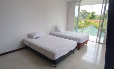 VENDO HERMOSA CASA EN CONDOMINIO ALAMEDA FRENTE AL CAMPUS DE LA SANTOTO
