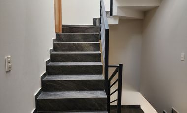 Casa nueva en venta con Roof Garden en Parques Vallarta Zapopan