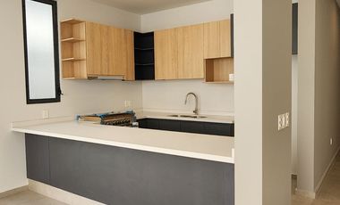 Casa nueva en venta con Roof Garden en Parques Vallarta Zapopan