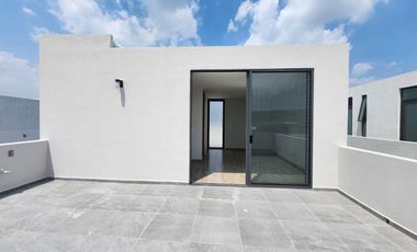 Casa nueva en venta con Roof Garden en Parques Vallarta Zapopan