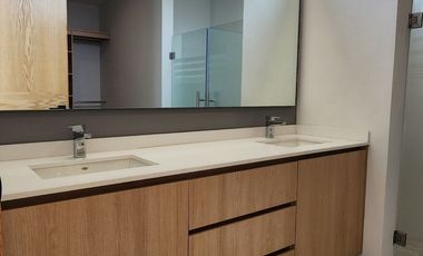 Casa nueva en venta con Roof Garden en Parques Vallarta Zapopan