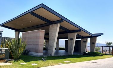 Casa nueva en venta con Roof Garden en Parques Vallarta Zapopan