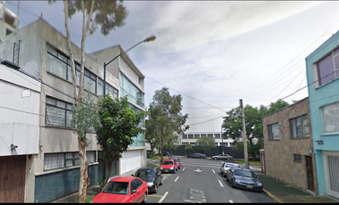 CASA de garantía hipotecaria en Presa Azúcar 142, Col. Irrigación, Miguel Hidalgo, CDMX