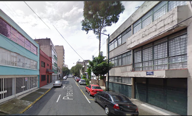 CASA de garantía hipotecaria en Presa Azúcar 142, Col. Irrigación, Miguel Hidalgo, CDMX