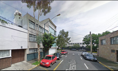 CASA de garantía hipotecaria en Presa Azúcar 142, Col. Irrigación, Miguel Hidalgo, CDMX