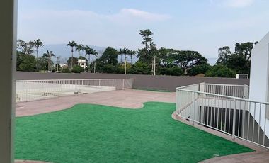 ESPECTACULAR CONJUNTO CERRADO. ESCOJA SU LOTE.