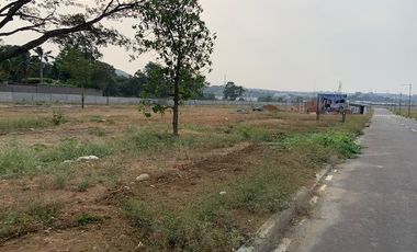 ESPECTACULAR CONJUNTO CERRADO. ESCOJA SU LOTE.