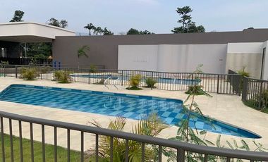 ESPECTACULAR CONJUNTO CERRADO. ESCOJA SU LOTE.