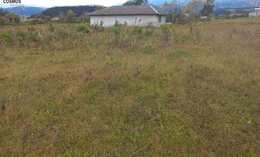 Casa con terreno de venta en Cotacachi sector Patalanga, 8624 m2