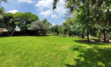 Bonita Quinta en Teuchitlan con enorme y hermoso jardin con arboles frutales