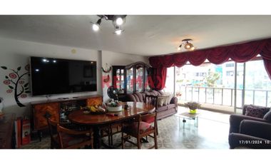 ¡Tu Nuevo Hogar En Urb. Apolo-La Victoria! Espaciosa Casa De 4 Pisos Con Vistas Excepcionales Y Ubicación Estratégica