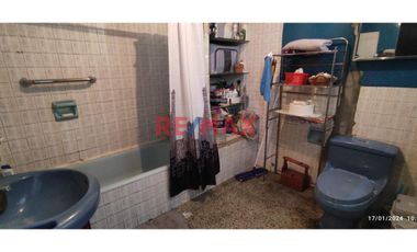 ¡Tu Nuevo Hogar En Urb. Apolo-La Victoria! Espaciosa Casa De 4 Pisos Con Vistas Excepcionales Y Ubicación Estratégica