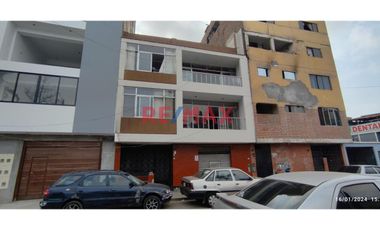 ¡Tu Nuevo Hogar En Urb. Apolo-La Victoria! Espaciosa Casa De 4 Pisos Con Vistas Excepcionales Y Ubicación Estratégica