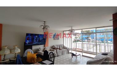 ¡Tu Nuevo Hogar En Urb. Apolo-La Victoria! Espaciosa Casa De 4 Pisos Con Vistas Excepcionales Y Ubicación Estratégica