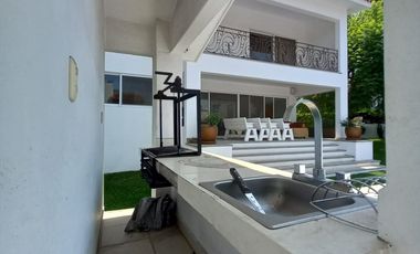 CASA EN VENTA EN LOMAS DE COCOYOC