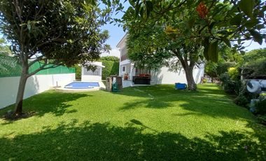 CASA EN VENTA EN LOMAS DE COCOYOC