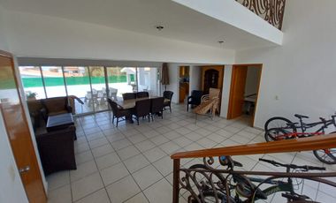 CASA EN VENTA EN LOMAS DE COCOYOC
