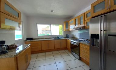 CASA EN VENTA EN LOMAS DE COCOYOC