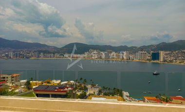 Penthouse en Marina Brisas