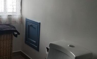 CASA DE VENTA CUMBAYA, JUNTO A USFQ. 4 DORMITORIOS. $885.000