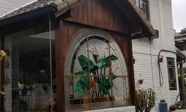 CASA DE VENTA CUMBAYA, JUNTO A USFQ. 4 DORMITORIOS. $885.000
