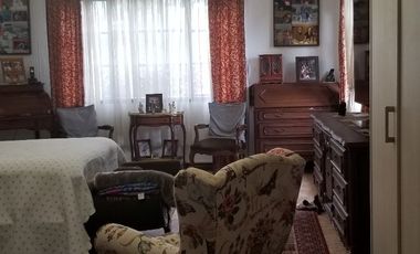 CASA DE VENTA CUMBAYA, JUNTO A USFQ. 4 DORMITORIOS. $885.000