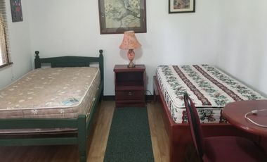CASA DE VENTA CUMBAYA, JUNTO A USFQ. 4 DORMITORIOS. $885.000