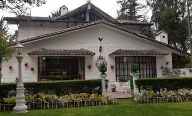 CASA DE VENTA CUMBAYA, JUNTO A USFQ. 4 DORMITORIOS. $885.000