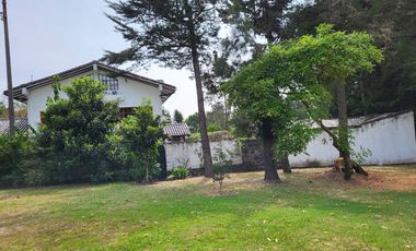 CASA DE VENTA CUMBAYA, JUNTO A USFQ. 4 DORMITORIOS. $885.000