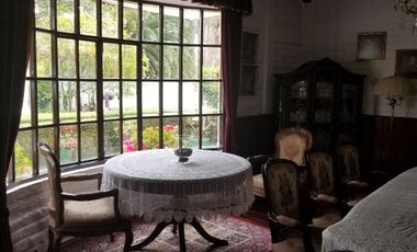 CASA DE VENTA CUMBAYA, JUNTO A USFQ. 4 DORMITORIOS. $885.000