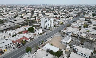 Terreno Comercial inmejorable ubicación Paseo de los Leones