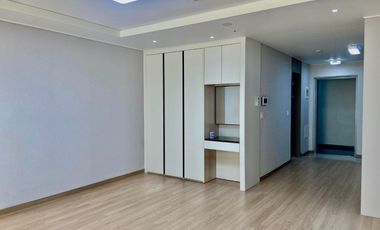 MODERN AND NICE STUDIO TYPE CONDOMINIUM FOR RENT INSIDE CLARK