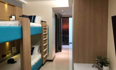 condo in pasay quantum residences pre selling near makati along buendia lrt station near mall of asia city of dreams