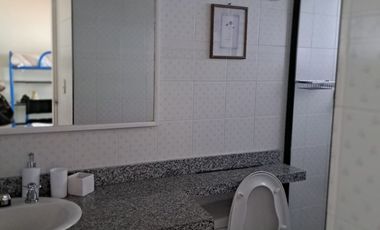 VENTA DE CASA QUINTA EN MELGAR CON PISCINA PRIVADA