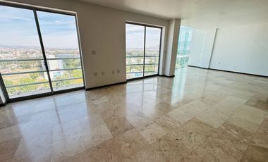 Renta amplio Pent-house hermosa vista panorámica 3 recamaras  C/U con baño y vestidor