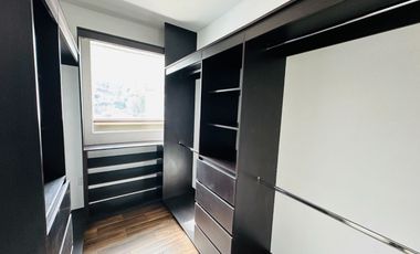 Renta amplio Pent-house hermosa vista panorámica 3 recamaras  C/U con baño y vestidor