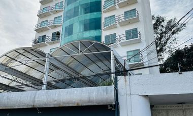 Renta amplio Pent-house hermosa vista panorámica 3 recamaras  C/U con baño y vestidor