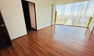 Renta amplio Pent-house hermosa vista panorámica 3 recamaras  C/U con baño y vestidor