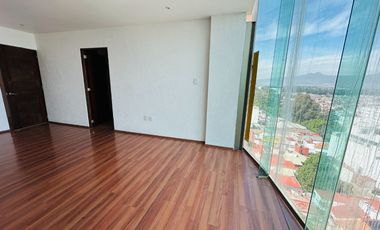 Renta amplio Pent-house hermosa vista panorámica 3 recamaras  C/U con baño y vestidor