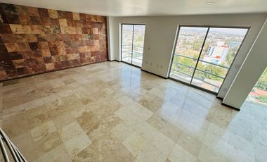 Renta amplio Pent-house hermosa vista panorámica 3 recamaras  C/U con baño y vestidor