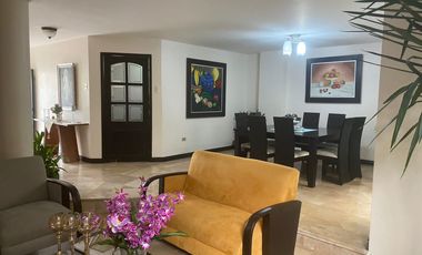 Venta de casa Las Riberas  (J Luna)