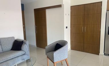 VENDO DEPARTAMENTO EN PUERTO VALLARTA, ZONA HOTELERA NORTE, 2 CUADRAS DEL MAR
